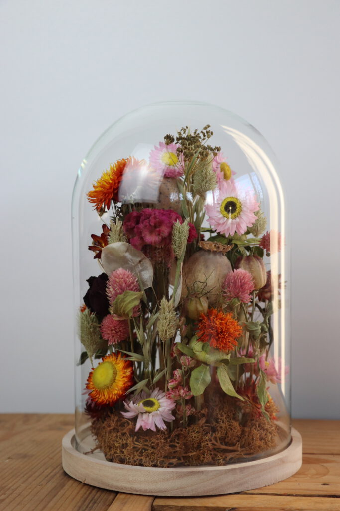 Workshop stolp met droogbloemen